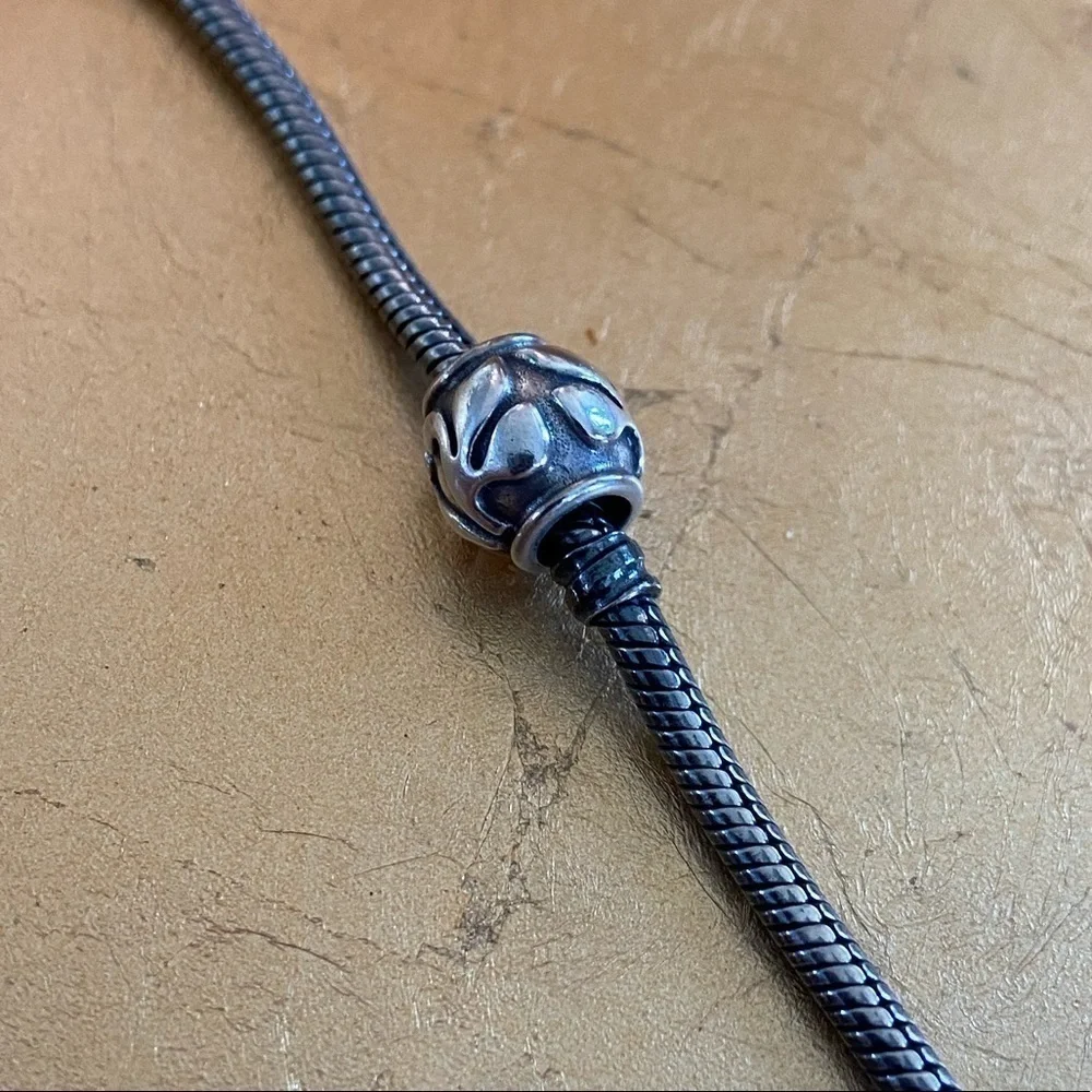 Pandora Retired Friendly Florets Swan Sterling Silver Charm